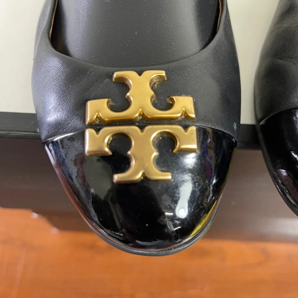 Tory Burch Everly Cap Toe Black Leather Gold Logo Ballet Flats Shoes Womens 8.5